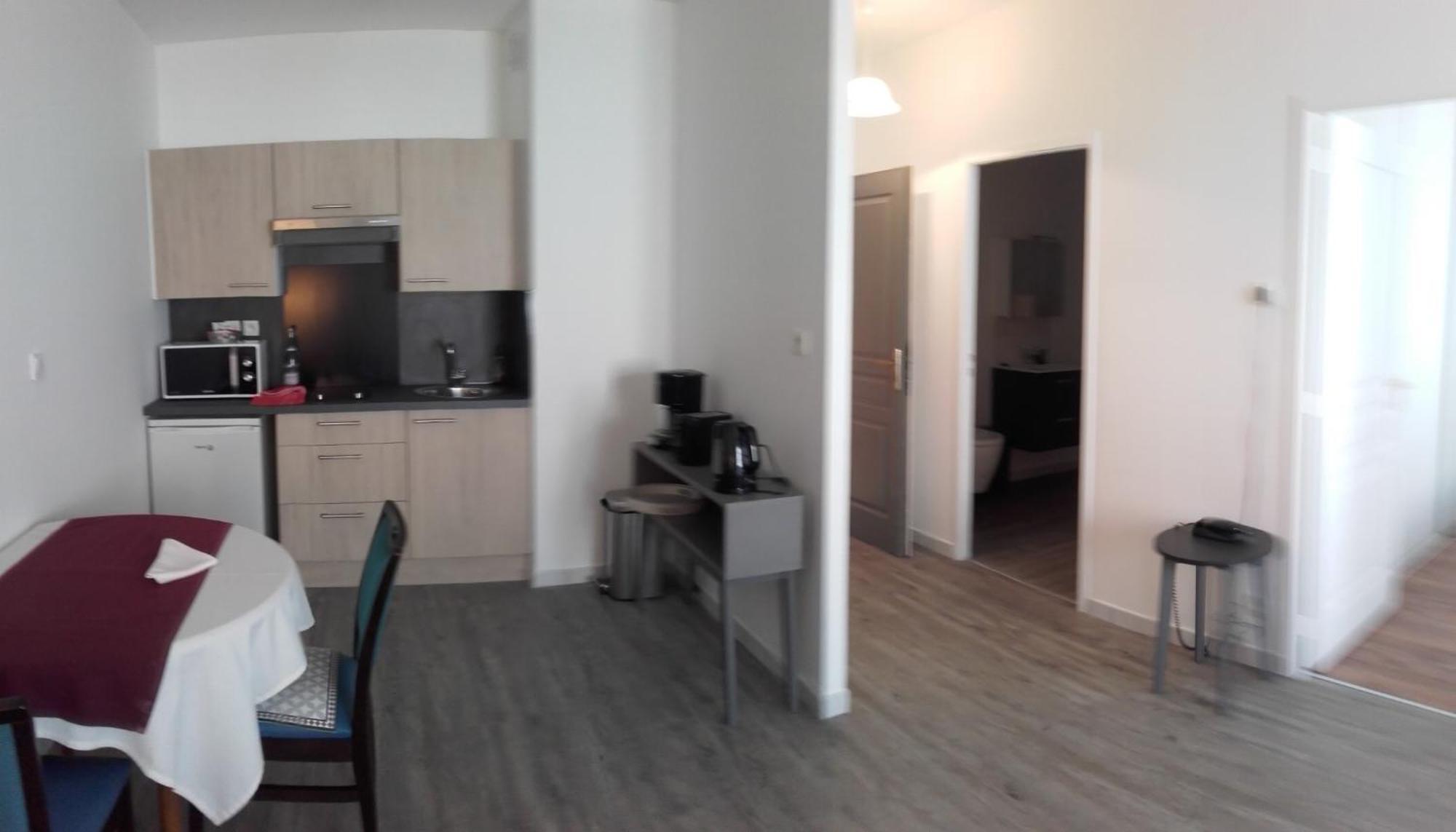 Domitys Le Clos Du Cedre Apart otel Dompierre-sur-Mer Dış mekan fotoğraf